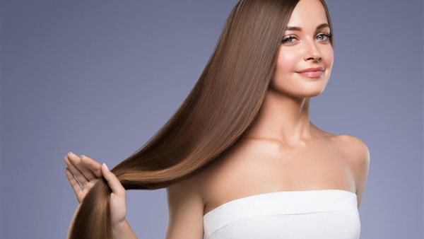 أفضل طرق فرد الشعر بدون أضرار