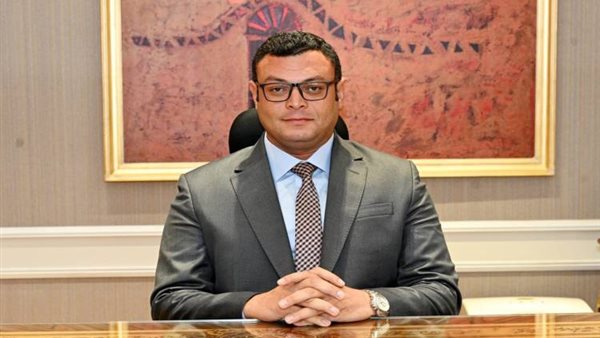 وزير الإسكان 