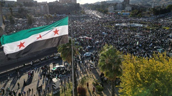 شروط دخول اللبنانيين الى سوريا