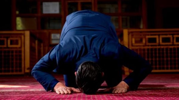 هل يجوز ترك صلاة الفجر بسبب البرد