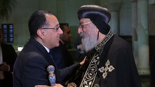 رئيس الوزراء يهنئ البابا تواضروس بعيد الميلاد المجيد
