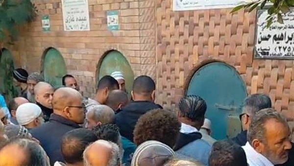 جنازة والدة تريزيجيه