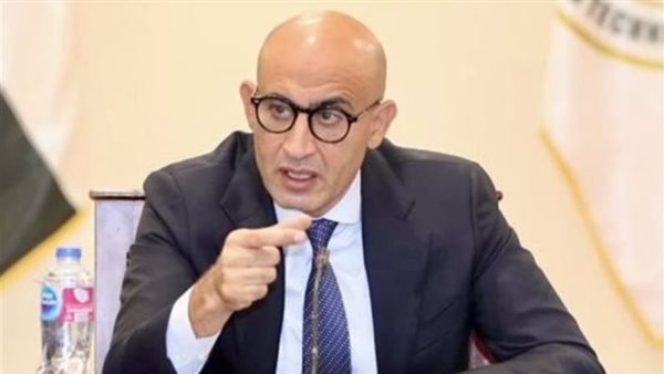 محمد عبد اللطيف وزير التعليم 