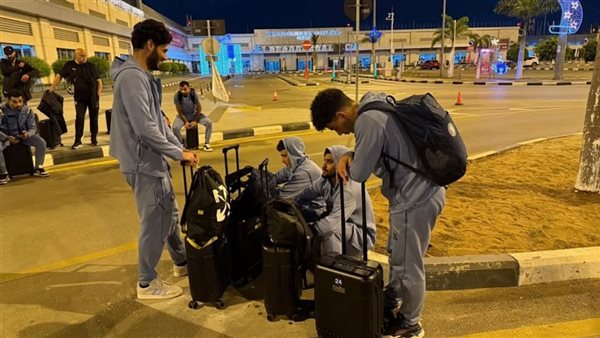 طائرة بيراميدز تصل القاهرة قادمة من أنجولا بعد مغامرة شاقة