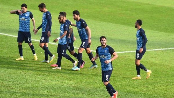 نادي بيراميدز 