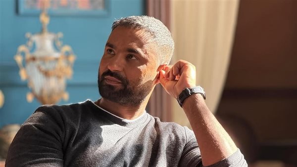 مسلسل وتقابل حبيب رمضان 2025 ..  كريم فهمي يشارك الكواليس 
