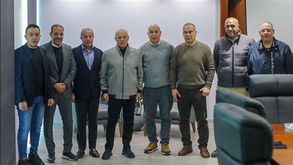 هاني أبو ريدة يلتقي بالتوأم لمناقشة تحضيرات منتخب مصر