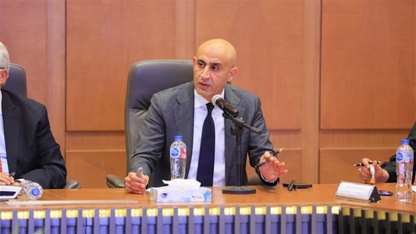 محمد عبداللطيف وزير التربية والتعليم