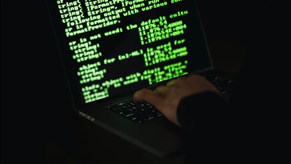 هجوم إلكتروني على الإمارات 