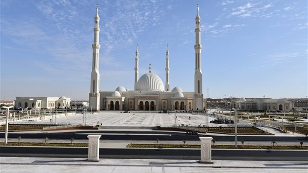 هل مسجد مصر الكبير هو مسجد الفتاح العليم