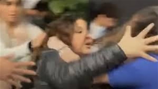 خناقة بنات مدرسة كابيتال