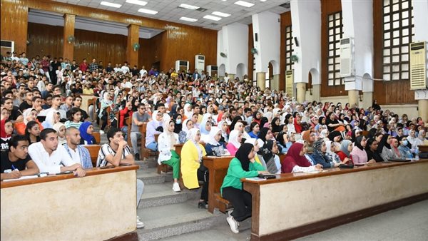 موعد بداية الترم الثاني 2025 للجامعات