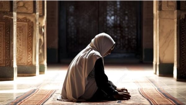 حكم صلاة المرأة