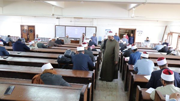 موعد الاختبارات التحريرية للترقيات الأدبية لوعاظ الأزهر