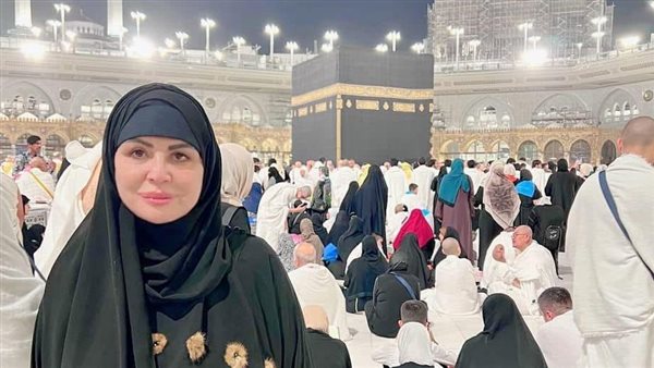 صور الهام شاهين في العمره