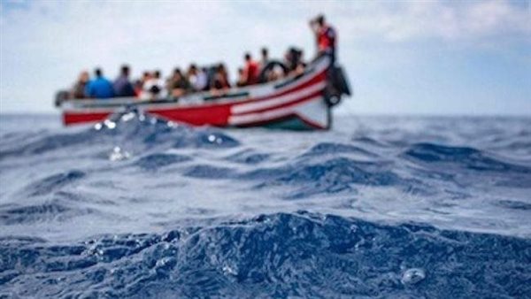 مصرع 20 مهاجرًا جراء غرق مركب غير شرعية قبالة سواحل اليمن