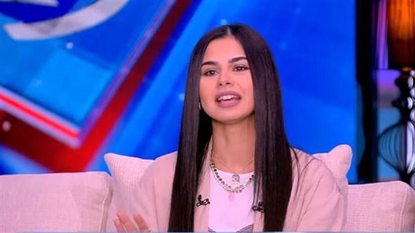 منة عرفة وإلهام شاهين