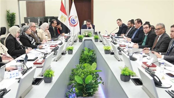 وزير الصحة يتابع تقدم مشروع تطوير أنظمة الرعاية الصحية في مص