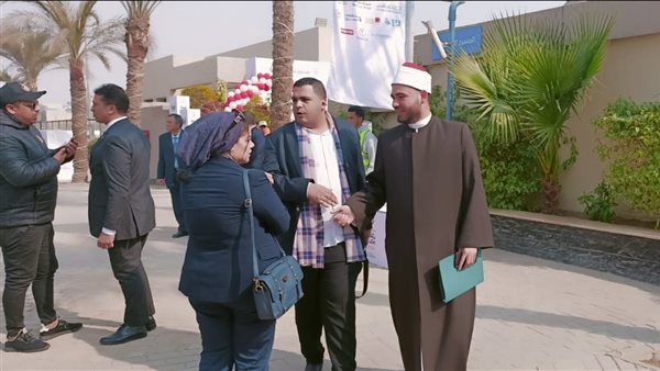 بيت الزكاة يواصل دعم 20 ألف أسرة