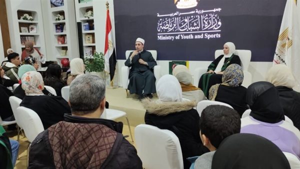 ندوة معرض القاهرة للكتاب 