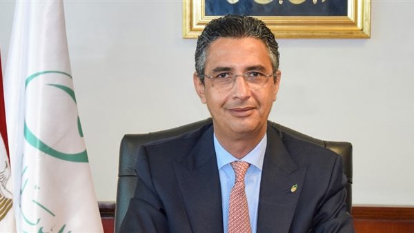سبب استقالة وزير التموين