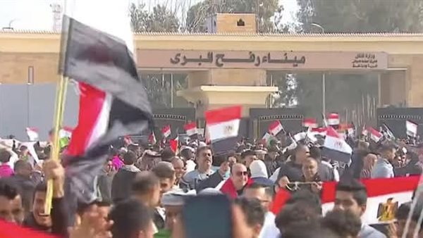 تظاهرات معبر رفح ضد تهجير الفلسطينيين