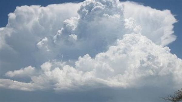تفسير رؤية الغيوم في المنام للنساء