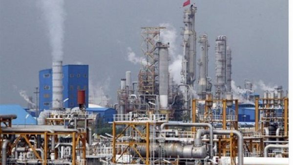 رفع حجم توريدات الغاز الطبيعي للقطاع الصناعي بنسبة 10% 