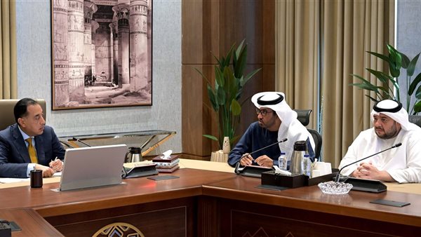 الدكتور مصطفى مدبولي وزيري الصناعة والاستثمار الإماراتيين