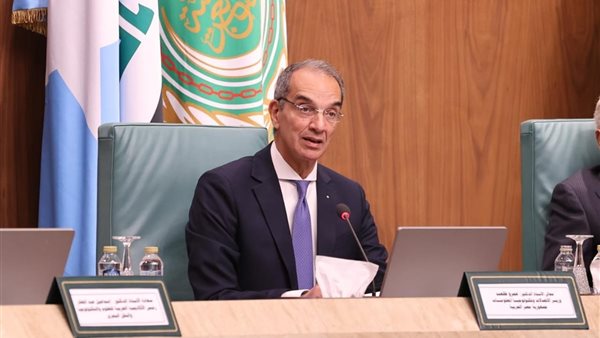 وزير الاتصالات: ضرورة وضع إطار تنظيمي لحماية الدول العربية