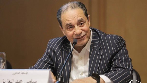 الدكتور سامي عبد العزيز عميد كلية الإعلام بجامعة القاهرة 