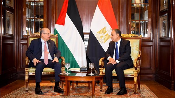 لقاء وزير الخارجية ورئيس الوزراء الفلسطيني