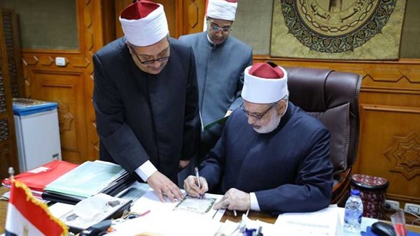 وكيل الأزهر يعتمد نتيجة الشهادة الابتدائية والإعدادية