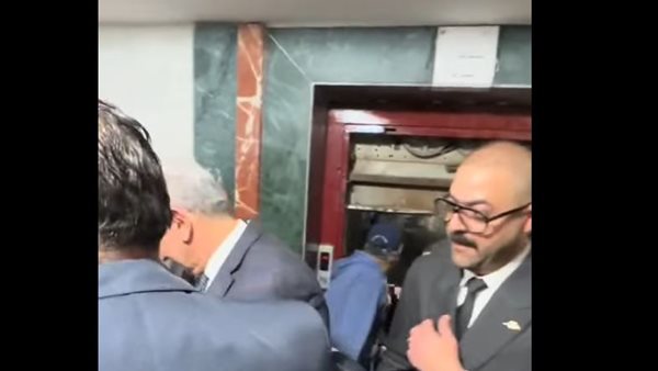 سقوط أسانسير مستشفى كفر الزيات العام .. ما القصة؟