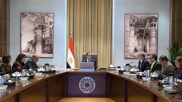 لقاء مصطفى مدبولي مع وزيري البترول والكهرباء
