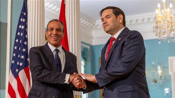 وزير الخارجية مع نظيره الأمريكي