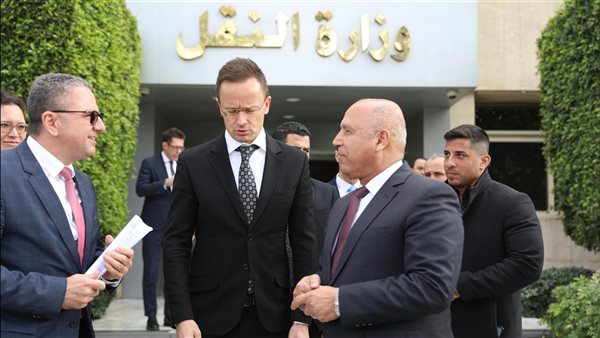 الفريق مهندس كامل الوزير، وزير الصناعة والنقل