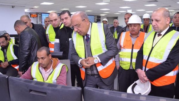 وزير الكهرباء يتفقد محطة جنوب حلوان البخارية  