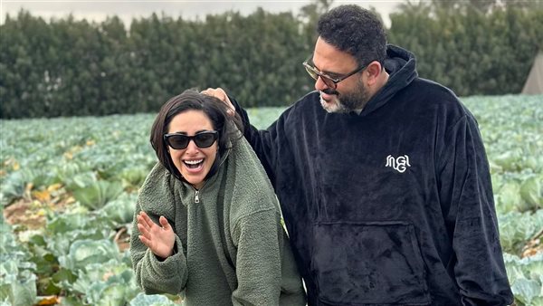 أكرم حسني وآية سماحة من كواليس مسلسل الكابتن رمضان 2025