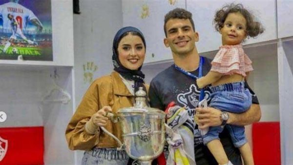 من هي زوجة زيزو لاعب الزمالك