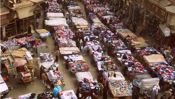 سوق الملابس المستعملة في مصر