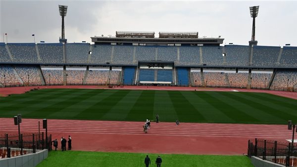 استاد القاهرة