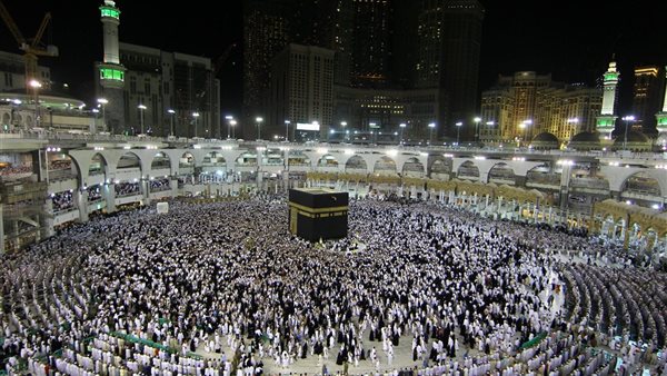 السعودية تمنع نقل صلاة التراويح