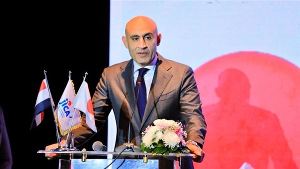 محمد عبداللطيف وزير التربية والتعليم