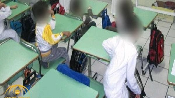 طالب يفقأ عين زيمله بالبساتين 