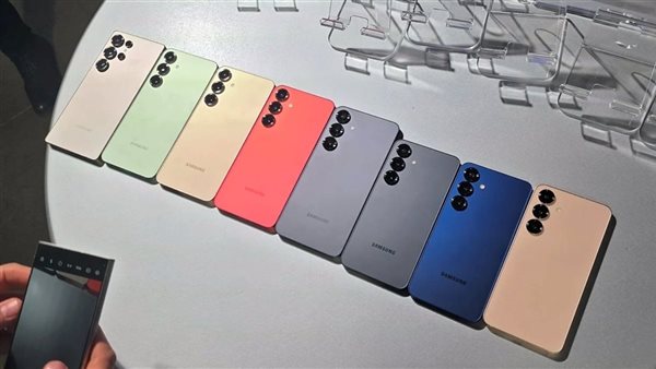 سامسونج تكشف رسميًا عن سلسلة هواتف Galaxy S25 مع مميزات الذك