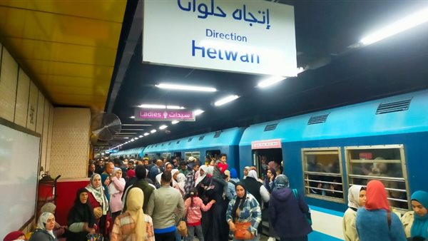 انتحار شاب بمحطة مترو الشهداء 