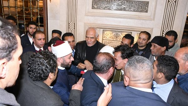 وزير الأوقاف يتفقد مسجد السيدة زينب 