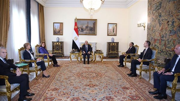 الرئيس السيسي يستقبل مفوضة الاتحاد الأوروبي