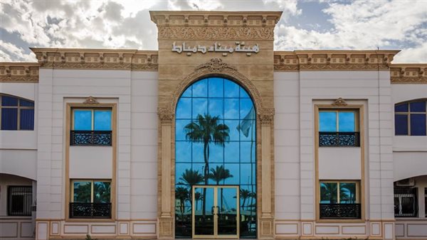 ميناء دمياط